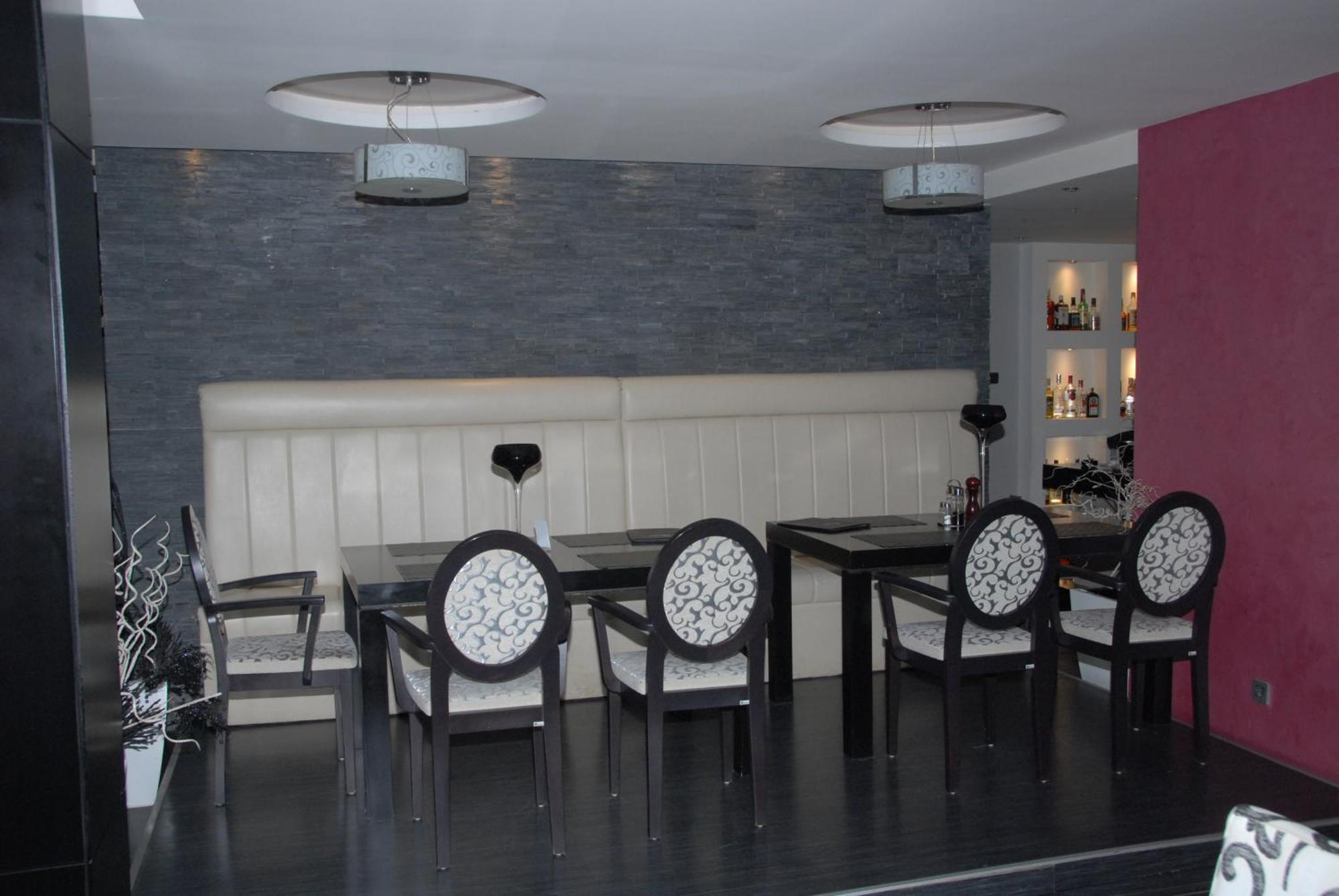 B&B Rose Vranje Bagian luar foto
