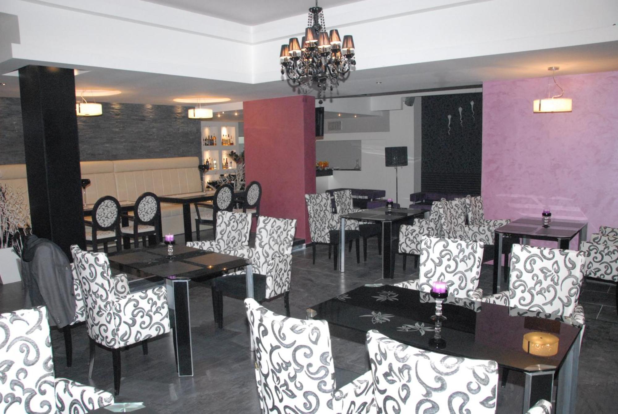 B&B Rose Vranje Bagian luar foto
