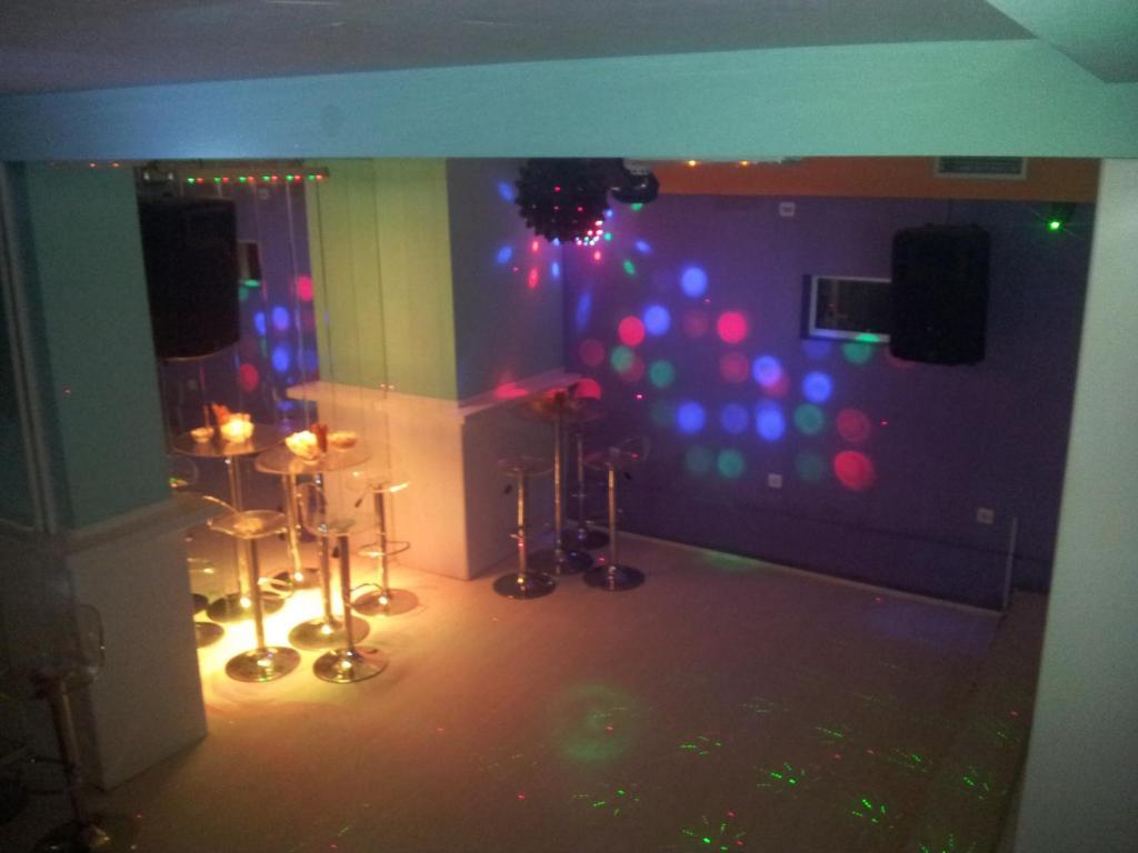 B&B Rose Vranje Bagian luar foto