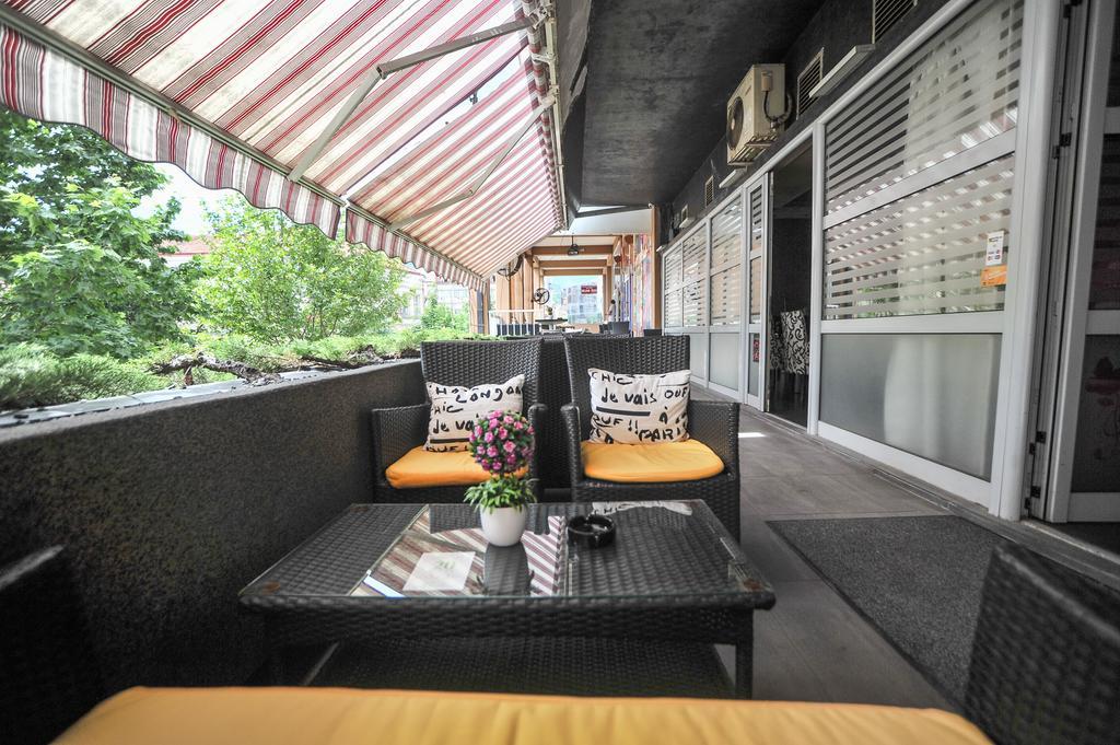 B&B Rose Vranje Bagian luar foto