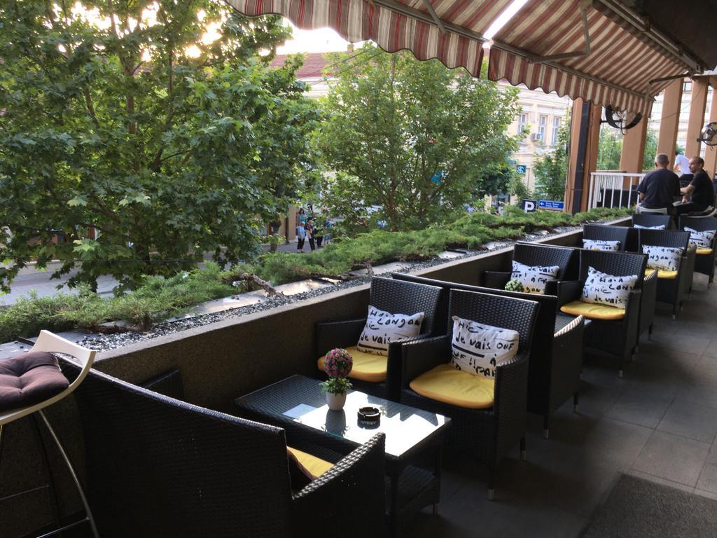 B&B Rose Vranje Bagian luar foto